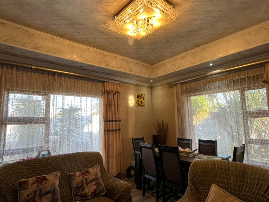 6 Bedroom Property for Sale in Rosemount Eastern Cape